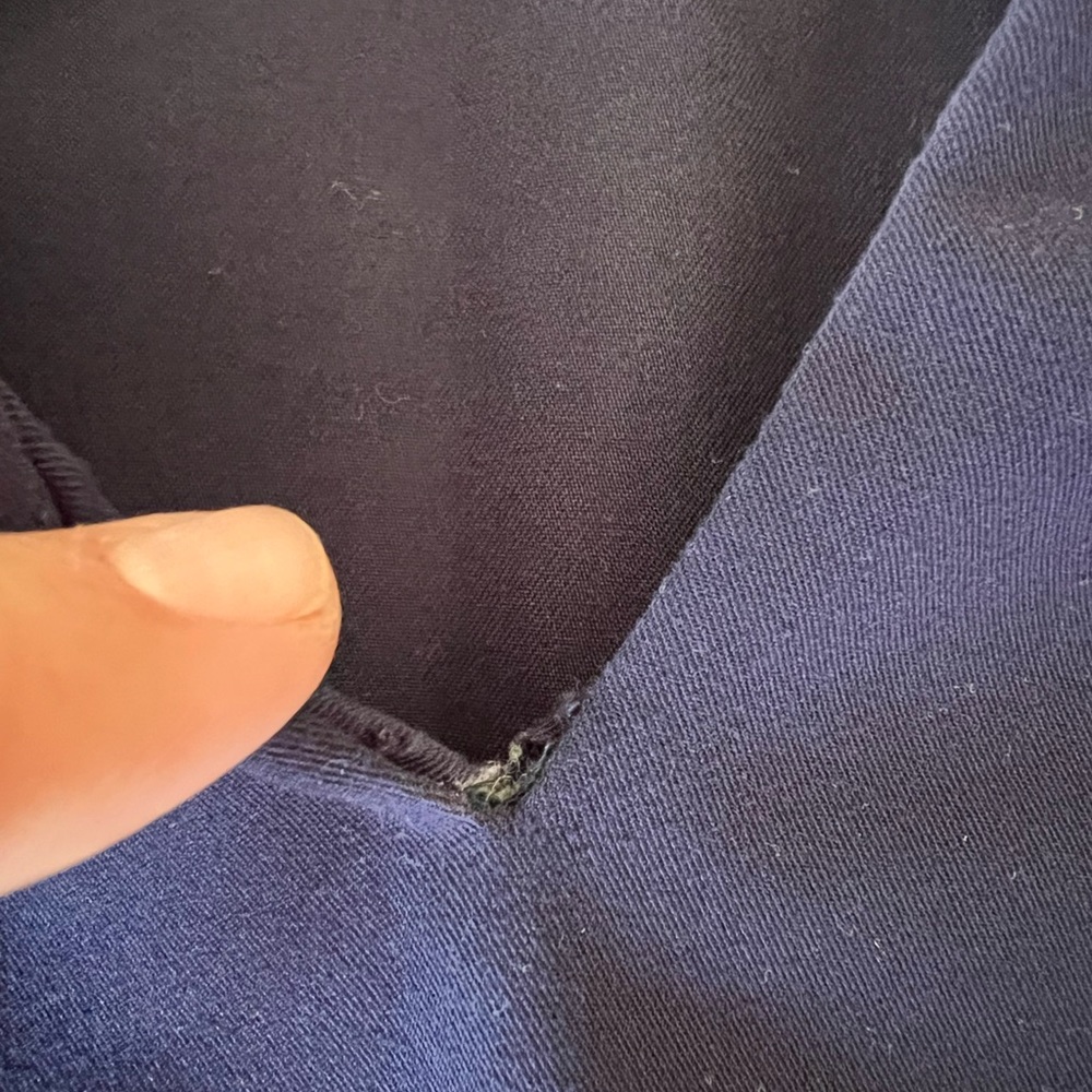 Figs Inala Slim Scrub Top XS - Picture 4 of 6